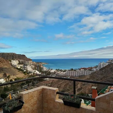 Demelza Ocean View Apartmán *